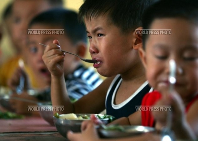 Cơm chan nước mắt...